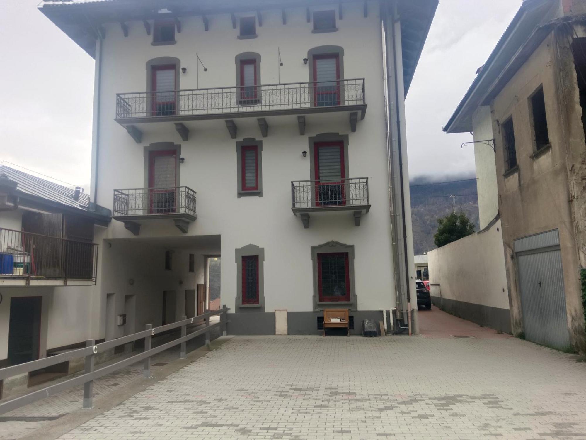 Апартаменты Liberty House Alps Шатийон Экстерьер фото