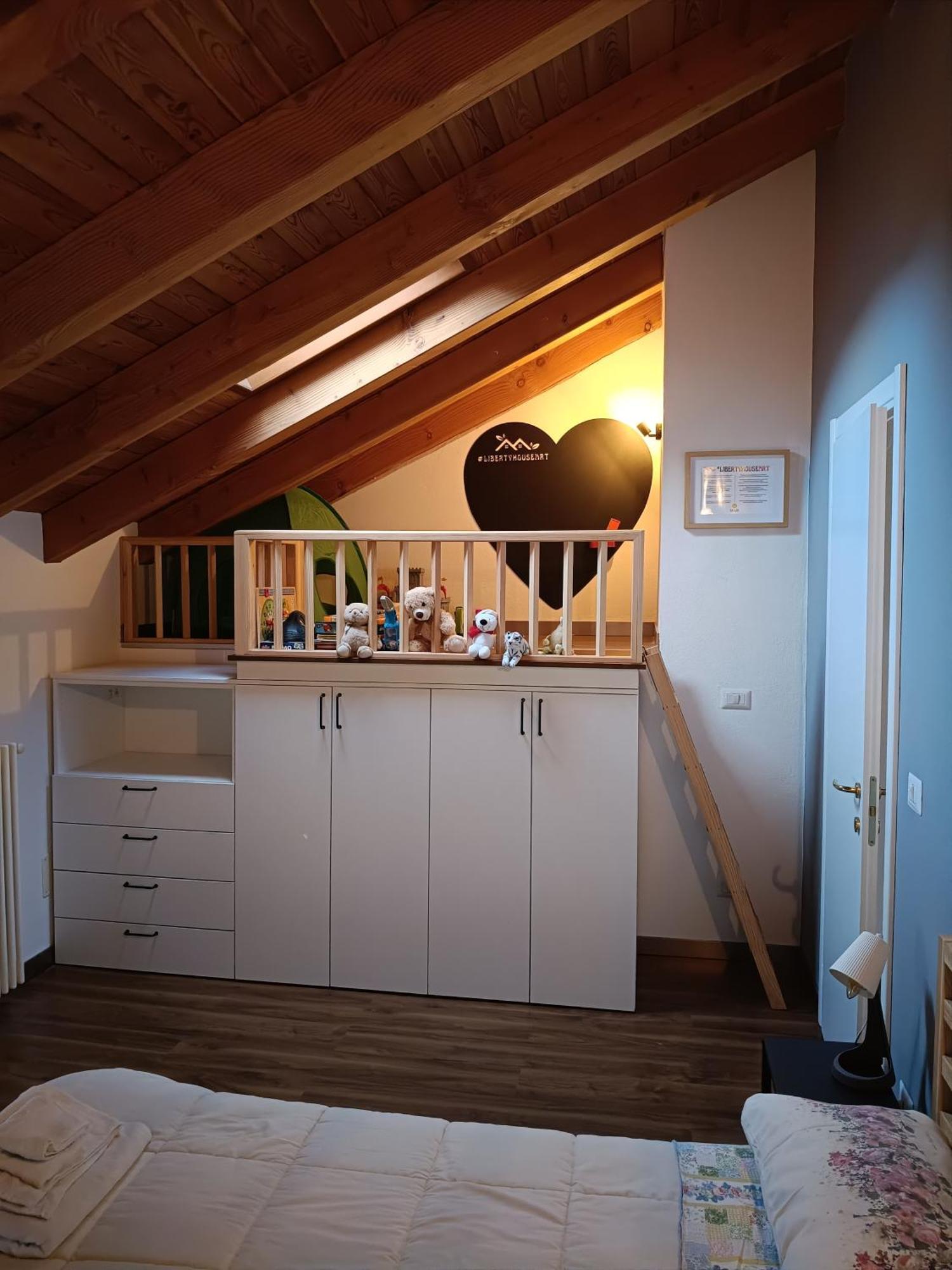 Апартаменты Liberty House Alps Шатийон Экстерьер фото