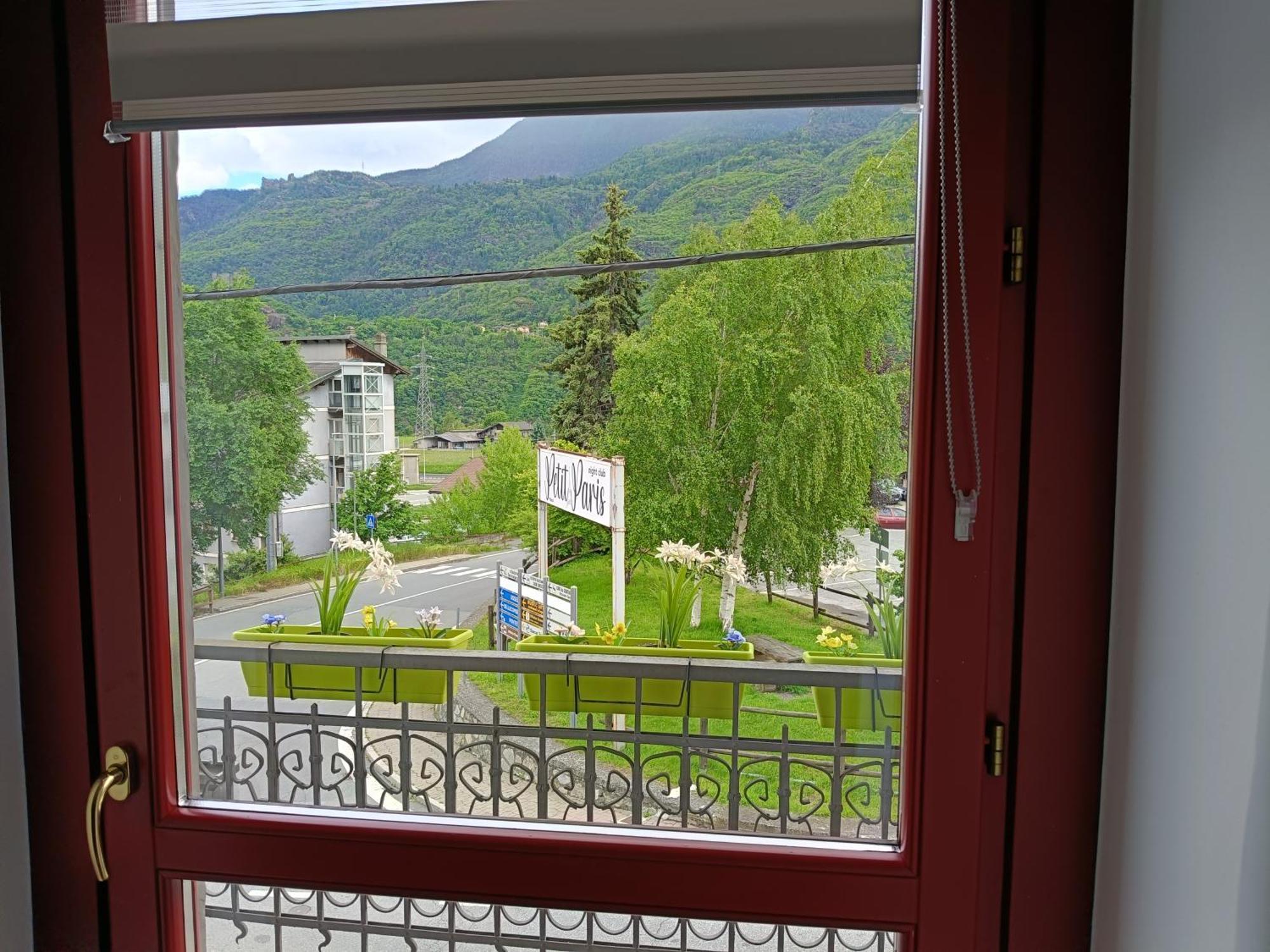Апартаменты Liberty House Alps Шатийон Экстерьер фото