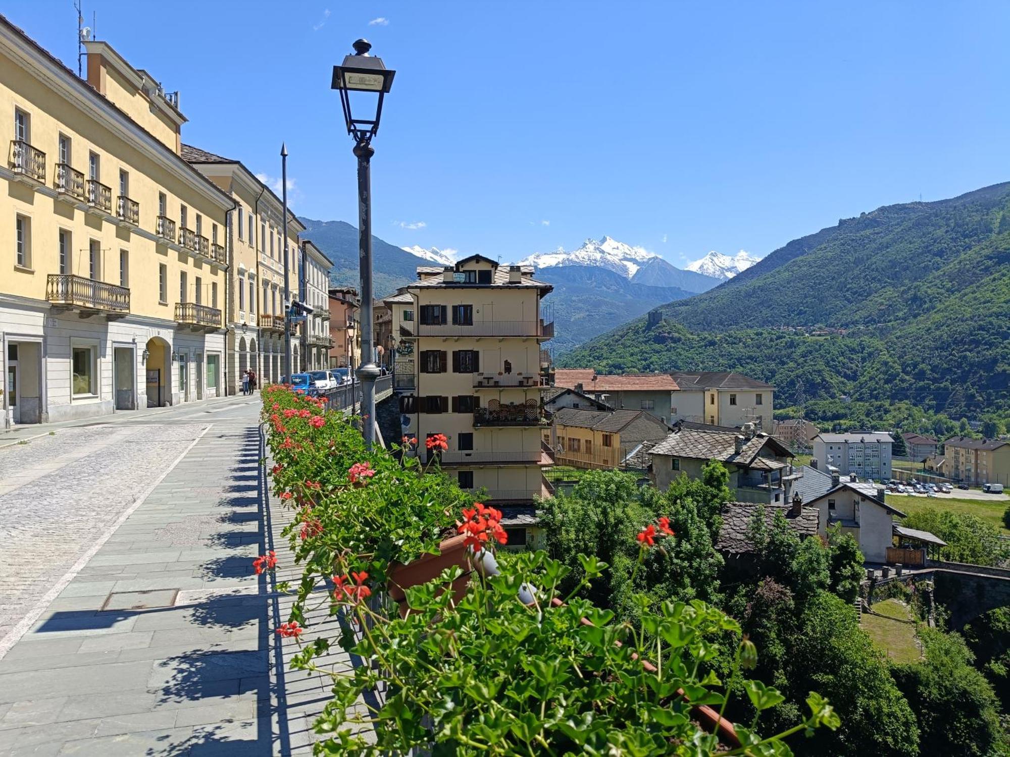 Апартаменты Liberty House Alps Шатийон Экстерьер фото